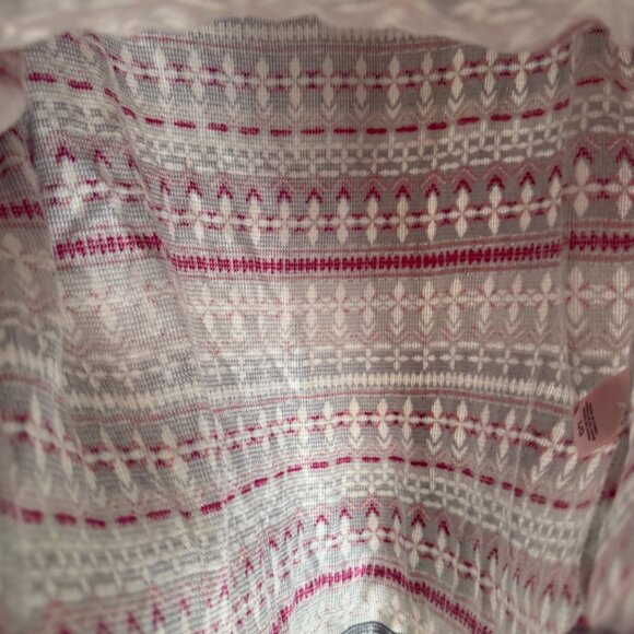 EUC Victoria’s Secret Thermal Top Fair Isle Gray, Pink, and White Color, Size L - Picture 9 of 9